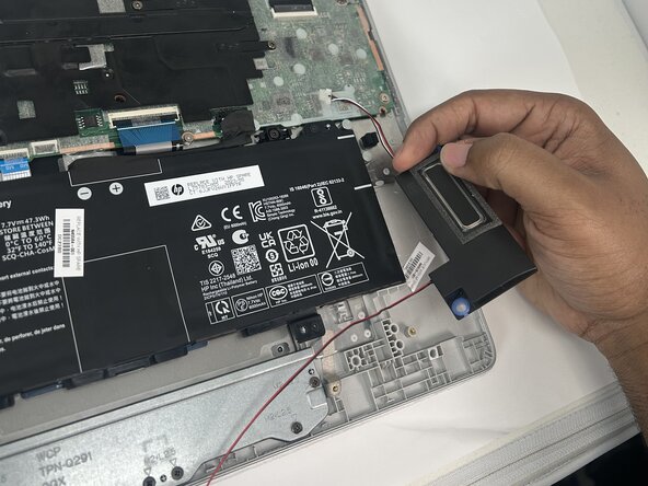 HP Chromebook 15a-nb0013dx Speakers Replacement: crwdns2935265:07crwdnd2935265:02crwdnd2935265:03crwdne2935265:0