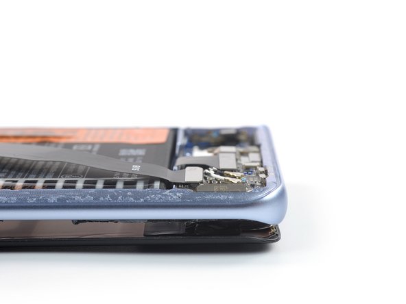 Xiaomi 12 Screen Replacement, Free the display cable: crwdns2935265:031crwdnd2935265:02crwdnd2935265:03crwdne2935265:0