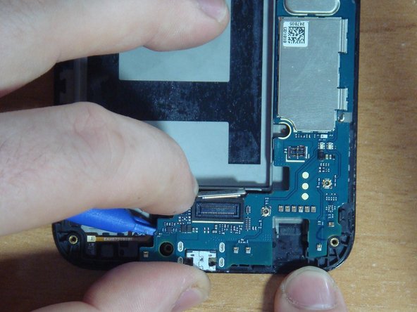 Reemplazo conjunto display LG X Power 2 (LG-M320N), Retirada placa base: crwdns2935265:05crwdnd2935265:02crwdnd2935265:02crwdne2935265:0