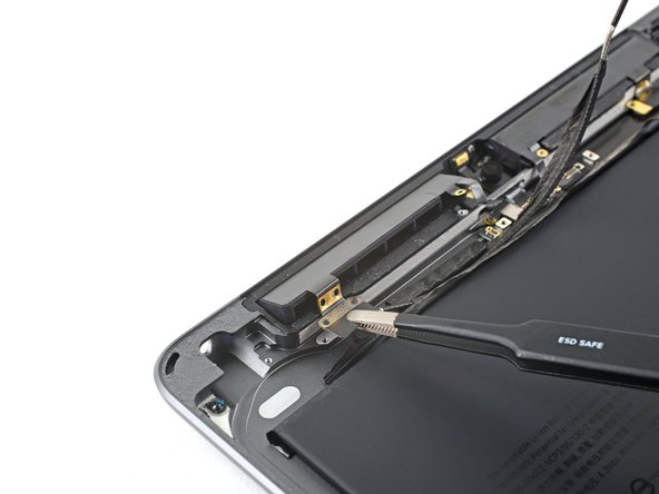 iPad 9 LTE Cellular Antennas Replacement