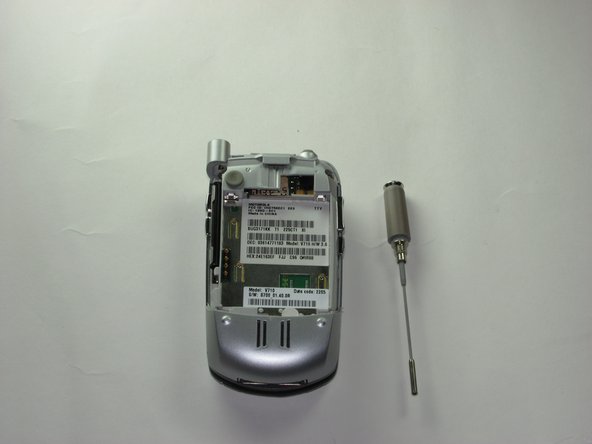 Motorola V710 Logic Board Replacement, Logic Board: crwdns2935265:03crwdnd2935265:02crwdnd2935265:02crwdne2935265:0