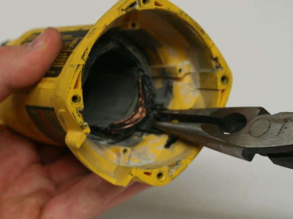 DeWalt D28110 Power Switch Replacement: crwdns2935265:08crwdnd2935265:02crwdnd2935265:03crwdne2935265:0