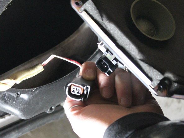 2007 Mazda 6 Door Speaker Replacement: crwdns2935265:010crwdnd2935265:03crwdnd2935265:03crwdne2935265:0