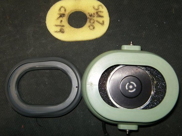 David Clark Over-Ear Headphones Right Dome Replacement: crwdns2935265:04crwdnd2935265:02crwdnd2935265:03crwdne2935265:0