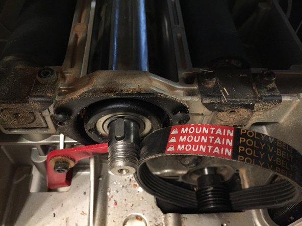 Ridgid R4300 Planer Cutting head with Byrd SHELIX Helical Cutter Head Replacement, Remove driving pulley: crwdns2935265:06crwdnd2935265:03crwdnd2935265:03crwdne2935265:0