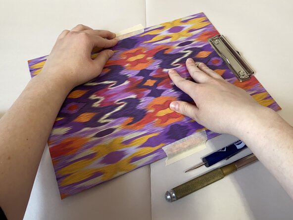 How to Replace the Rivets in a Clipboard, Rivets in a Clipboard Clip: crwdns2935265:01crwdnd2935265:02crwdnd2935265:03crwdne2935265:0