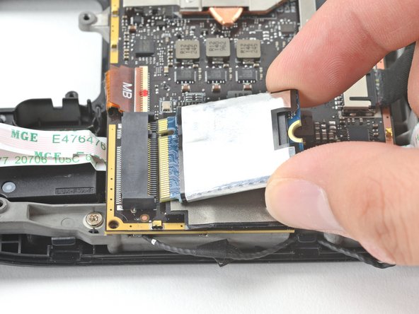 Steam Deck Front Shell Replacement, Remove the SSD: crwdns2935265:047crwdnd2935265:02crwdnd2935265:02crwdne2935265:0