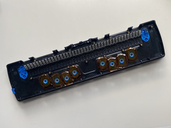 Freedom Scientific Focus Blue 4th Gen Disassembly, Remove the mainboard: crwdns2935265:06crwdnd2935265:02crwdnd2935265:02crwdne2935265:0