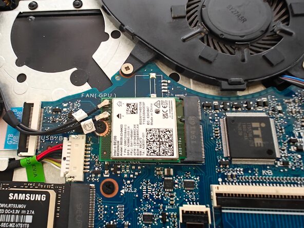 HP Pavilion 15-cs3065cl WiFi Module Upgrade/Replacement, Reattach Cables: crwdns2935265:011crwdnd2935265:03crwdnd2935265:03crwdne2935265:0