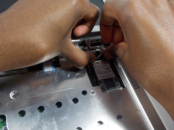 Dell Inspiron 1501 Wireless Mini-Card Replacement, Wireless Mini-Card: crwdns2935265:05crwdnd2935265:02crwdnd2935265:02crwdne2935265:0