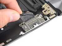 Microsoft Surface Laptop 5 (13.5-inch) Surface Connect Port Replacement