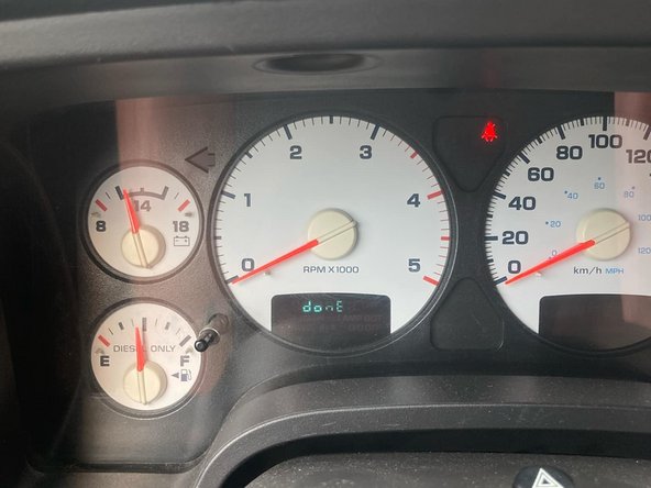 How to read codes without code reader, Read codes displayed on dash: crwdns2935265:03crwdnd2935265:02crwdnd2935265:02crwdne2935265:0