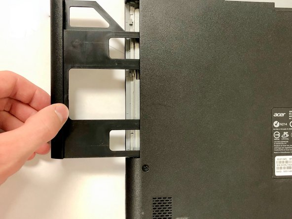 Acer E5-571-54FL Optical Drive Replacement: step 5, image 2 of 3