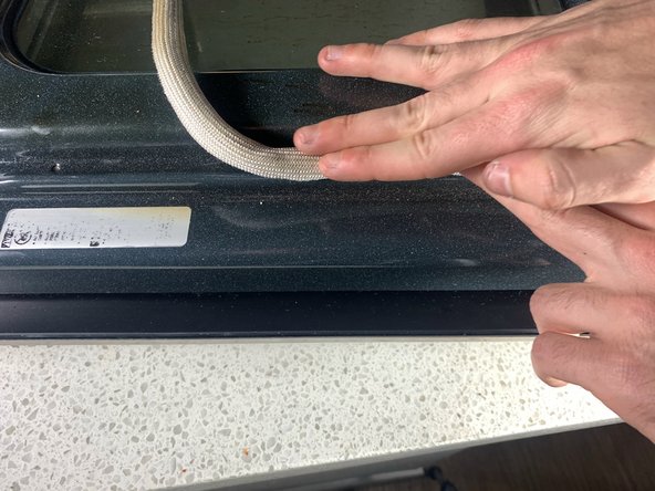 GE JSP39SN4SS Door Seal Replacement: crwdns2935265:05crwdnd2935265:03crwdnd2935265:03crwdne2935265:0