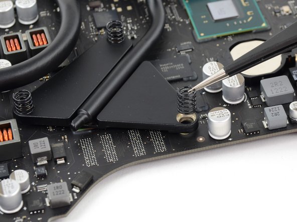 iMac Intel 21.5" EMC 2544 Logic Board Replacement: crwdns2935265:067crwdnd2935265:02crwdnd2935265:02crwdne2935265:0