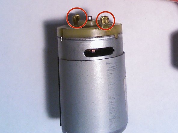 Black and Decker CD2500 Motor Replacement: crwdns2935265:07crwdnd2935265:02crwdnd2935265:02crwdne2935265:0