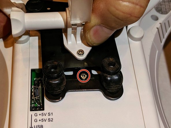 Microgear CX-20 Body Replacement: step 4, image 1 of 2