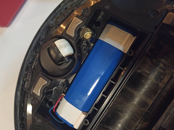 Ecovacs Deebot 920 Disassembly, Remove The Battery: crwdns2935265:04crwdnd2935265:02crwdnd2935265:02crwdne2935265:0