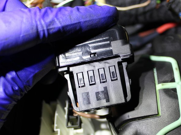 2008 BMW 335xi Blower Motor Replacement: crwdns2935265:05crwdnd2935265:03crwdnd2935265:03crwdne2935265:0