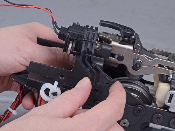 Dewalt Nailers DCN21PL 2018 Solenoid Assembly Replacement, Remove wire guide: crwdns2935265:020crwdnd2935265:02crwdnd2935265:03crwdne2935265:0