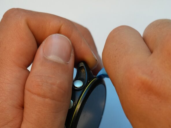 Garmin Forerunner 255 Music Teardown: crwdns2935265:03crwdnd2935265:01crwdnd2935265:02crwdne2935265:0