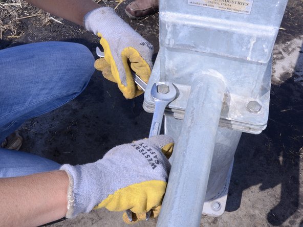 Afridev Casing Pipe Disassembly, Tank: crwdns2935265:015crwdnd2935265:02crwdnd2935265:02crwdne2935265:0