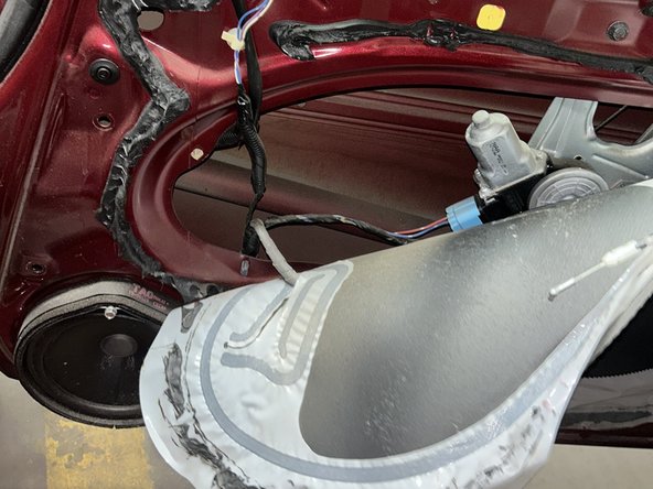 2009 Honda Civic Window Regulator Replacement: crwdns2935265:09crwdnd2935265:02crwdnd2935265:02crwdne2935265:0