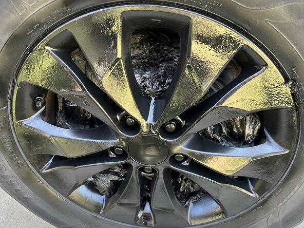 How to Restore Tire Rims with Plasti Dip: step 4, image 1 of 3