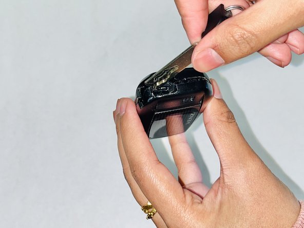 2021 Toyota Venza Key Fob Battery Replacement: crwdns2935265:03crwdnd2935265:02crwdnd2935265:02crwdne2935265:0