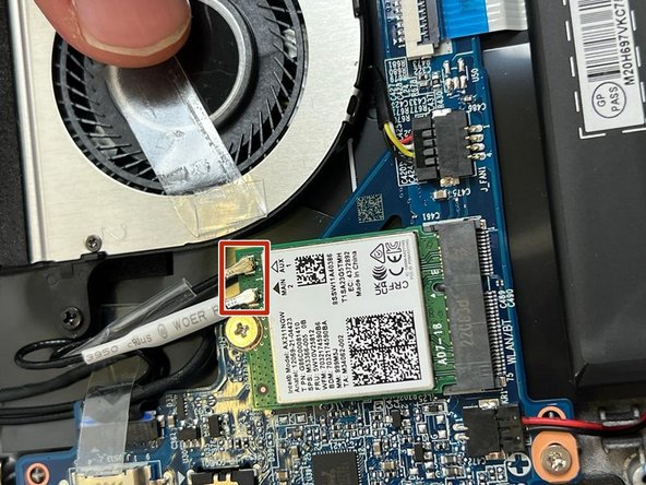 Power-Button, Wifi 1: Schritt 6, Bild 2 von 3