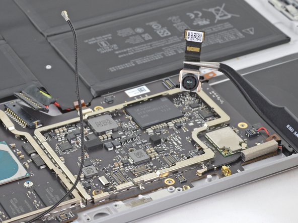 Microsoft Surface Pro 7 Motherboard Replacement: step 43, image 2 of 2