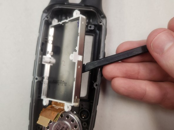 Garmin Rino 650 Screen Replacement, Remove the Screen: crwdns2935265:012crwdnd2935265:03crwdnd2935265:03crwdne2935265:0