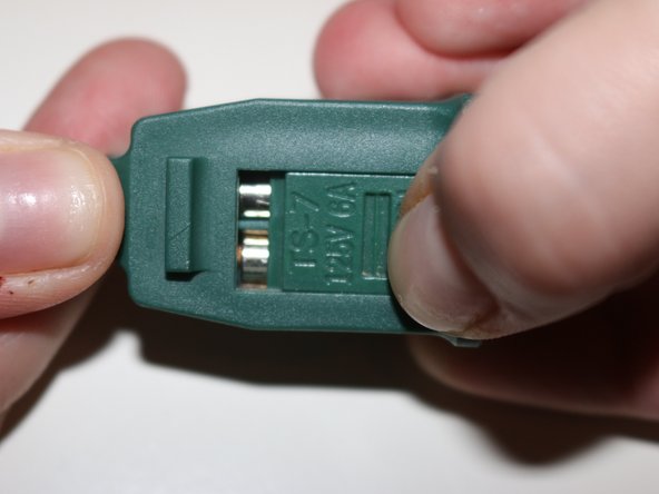 Pre-Lit Christmas Tree Incandescent Light Fuse Replacement: crwdns2935265:05crwdnd2935265:03crwdnd2935265:03crwdne2935265:0