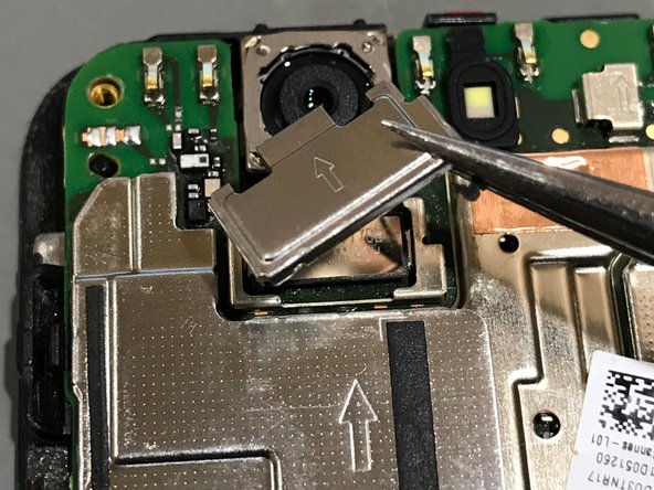 Huawei Nova LCD Replacement, Removing the main board: step 6, image 2 of 3