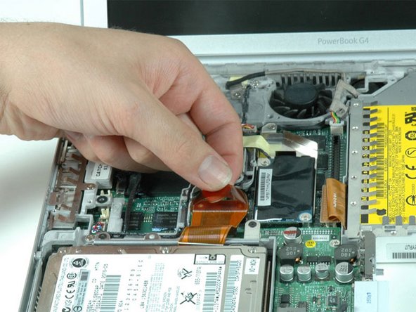 PowerBook G4 Aluminum 12" 1-1.5 GHz Display Data Cable Replacement: crwdns2935265:028crwdnd2935265:01crwdnd2935265:01crwdne2935265:0