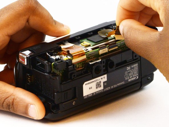 Canon Vixia HF R70 Top Panel Replacement: crwdns2935265:013crwdnd2935265:02crwdnd2935265:03crwdne2935265:0