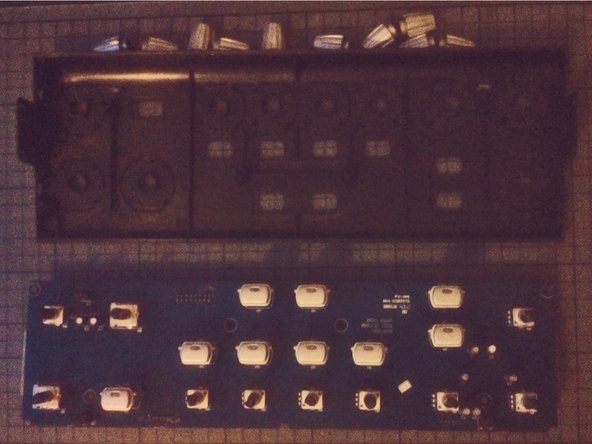 Behringer BCD3000 Disassembly: crwdns2935265:011crwdnd2935265:03crwdnd2935265:03crwdne2935265:0