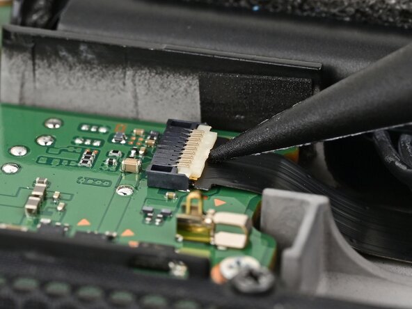 Nintendo Switch 2 Left Joy-Con 2 Connector Replacement, Disconnect the left Joy-Con 2 connector: crwdns2935265:037crwdnd2935265:01crwdnd2935265:02crwdne2935265:0