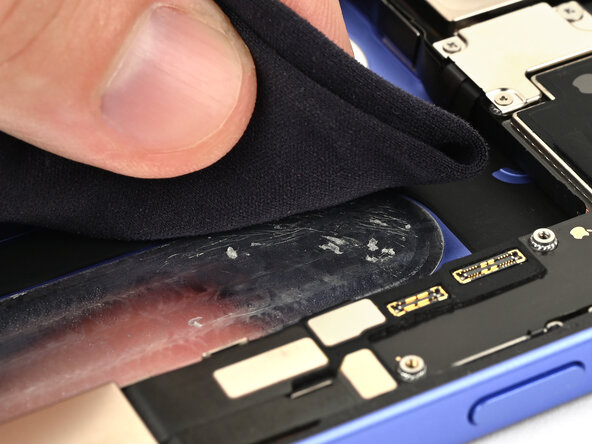 iPhone 16 Plus Battery Replacement