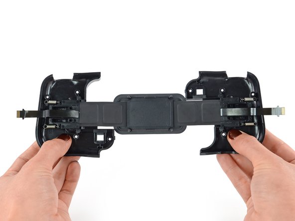 Razer Kishi Teardown: crwdns2935265:08crwdnd2935265:02crwdnd2935265:03crwdne2935265:0