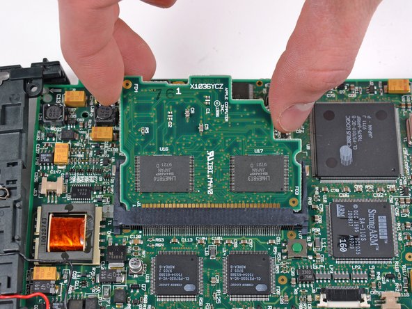 Apple Newton MessagePad 2000 Teardown: crwdns2935265:025crwdnd2935265:02crwdnd2935265:02crwdne2935265:0