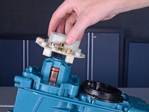 Makita Jack Hammer HM1307CB Brush Holder Replacement, Remove the brush holder: step 12, image 2 of 3