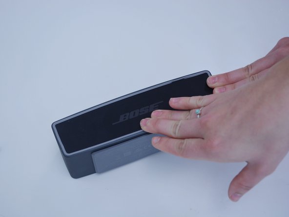 Bose Soundlink Mini II Speaker Guard Replacement: crwdns2935265:04crwdnd2935265:02crwdnd2935265:02crwdne2935265:0