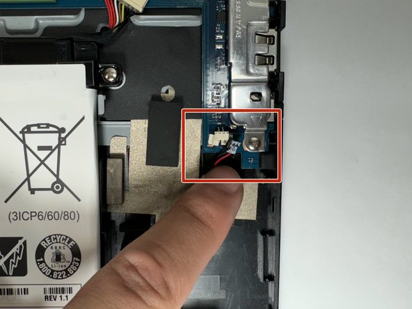 Samsung Notebook 5 NP530E5M Internal Speaker Replacement, Internal Speaker: crwdns2935265:07crwdnd2935265:03crwdnd2935265:03crwdne2935265:0