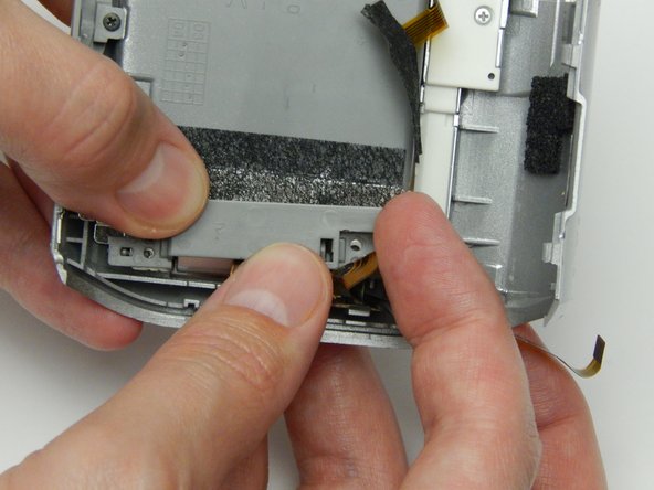 Sony Handycam DCR-HC30 Flex Cable Replacement: crwdns2935265:06crwdnd2935265:02crwdnd2935265:03crwdne2935265:0