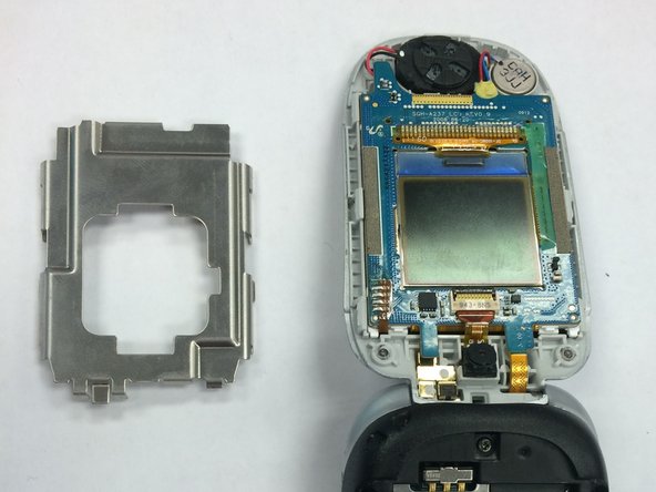 Samsung SGH-A237 Camera Replacement: crwdns2935265:05crwdnd2935265:02crwdnd2935265:02crwdne2935265:0