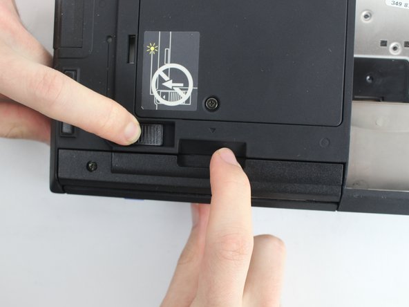 IBM ThinkPad 600E Display Replacement: crwdns2935265:05crwdnd2935265:02crwdnd2935265:03crwdne2935265:0