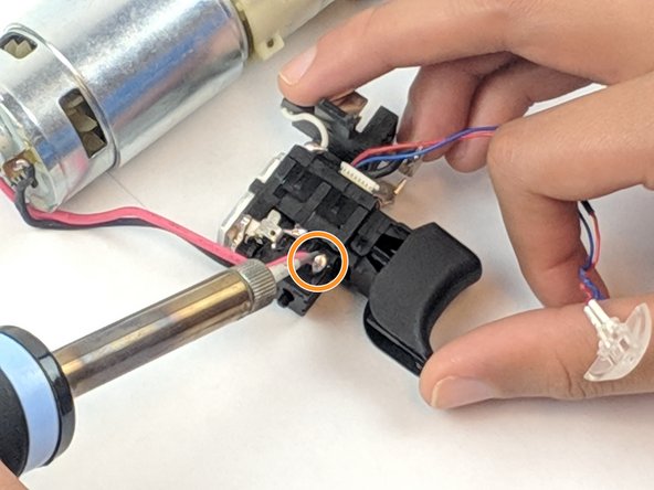 Ridgid R82005 Trigger Switch Replacement: crwdns2935265:04crwdnd2935265:03crwdnd2935265:03crwdne2935265:0