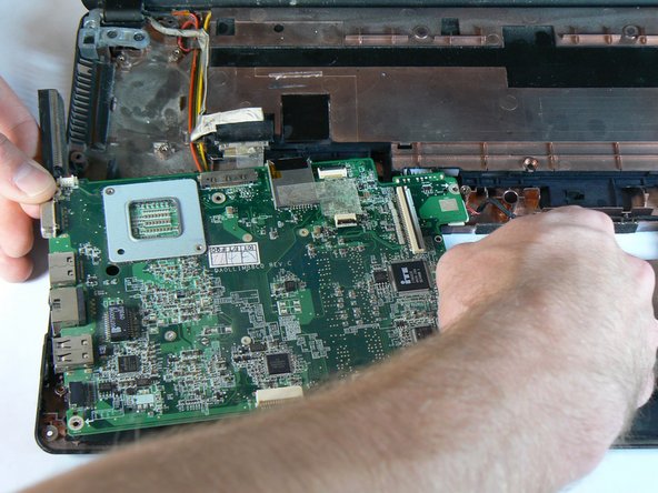 Lenovo IdeaPad U350 Thermal Paste Replacement: crwdns2935265:022crwdnd2935265:02crwdnd2935265:02crwdne2935265:0