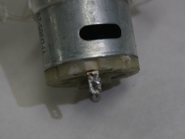 Revlon RVDR5061 Fan/Motor Assembly Replacement: crwdns2935265:04crwdnd2935265:03crwdnd2935265:03crwdne2935265:0